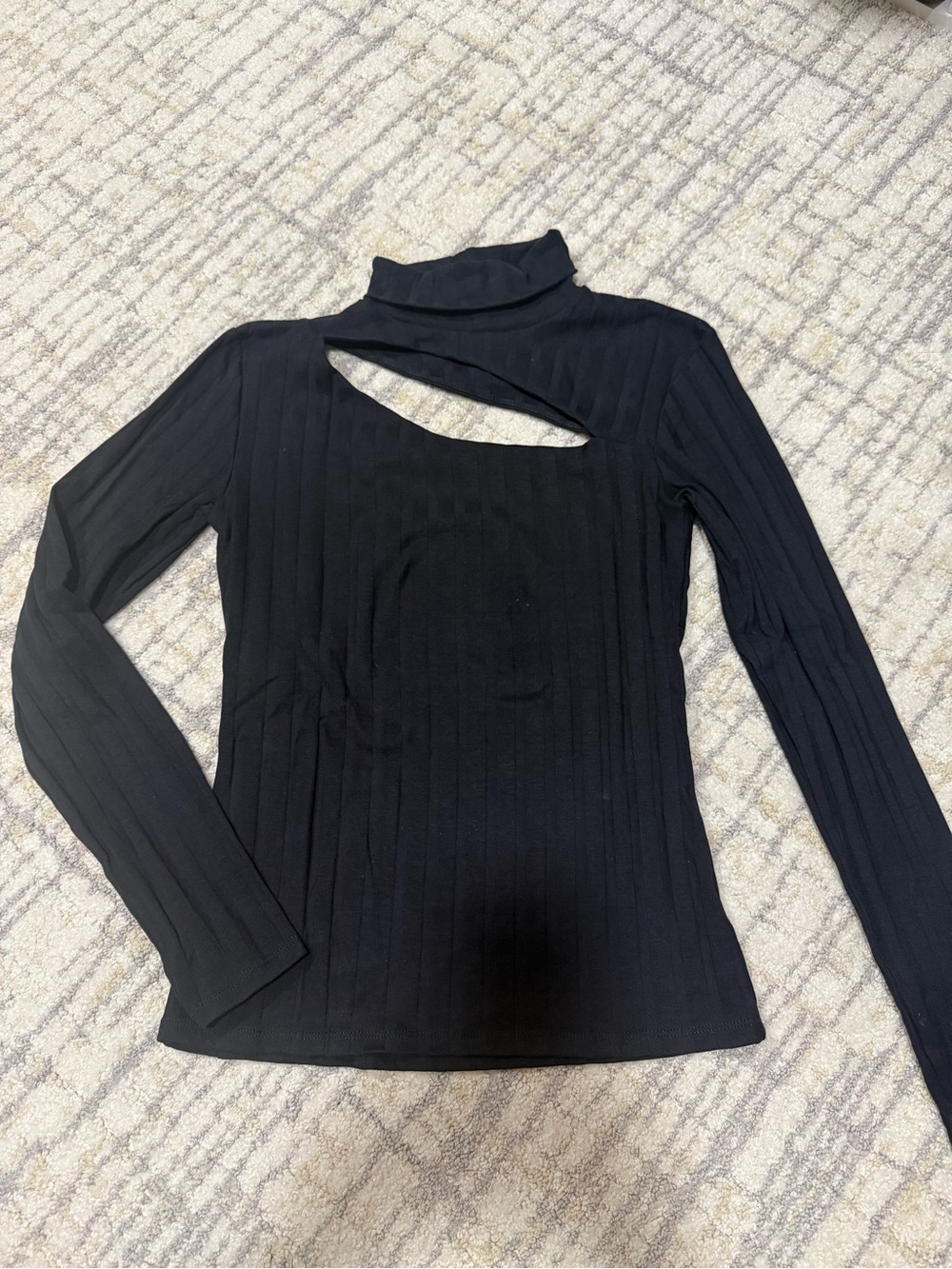 Zara Black Ribbed Long-Sleeve Top with Asymmetric Cutout